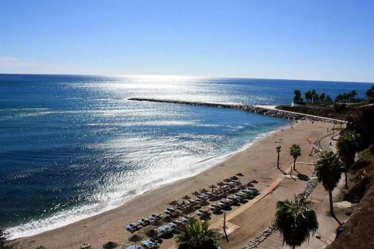 Beachfront Complex El Coloso Views,Pools,Parking Benalmadena Costa Apartment