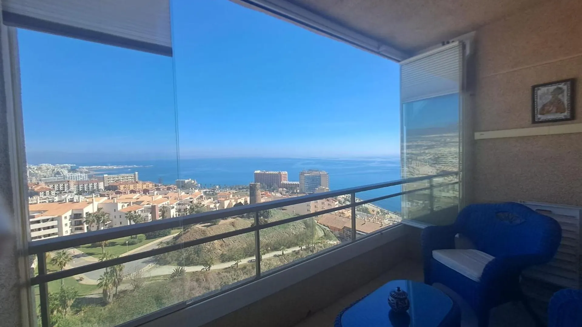Beachfront Complex El Coloso Views,Pools,Parking Benalmadena Costa