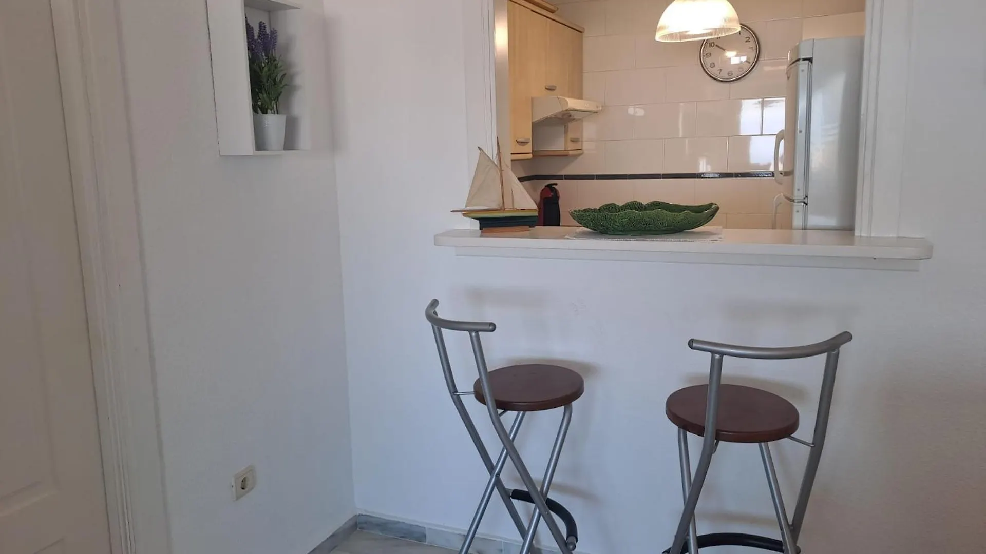 Beachfront Complex El Coloso Views,Pools,Parking Benalmadena Costa Apartment